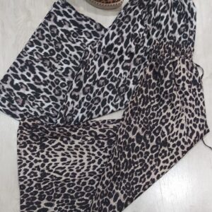 pantalón animal print
