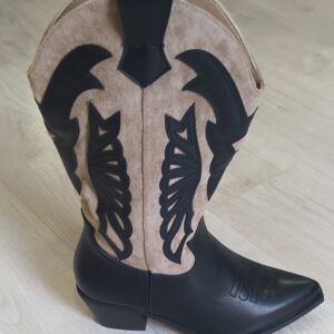 Bota bicolor negra con beige.