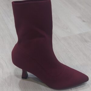 Bota elástica burdeos tacón fino