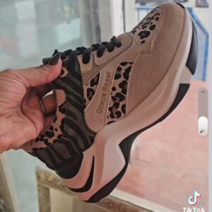 deportivas animal print