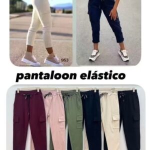 Pantalón con bolsillos en los laterales.