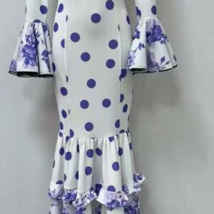 Bata flamenca lunares y volantes estampado.