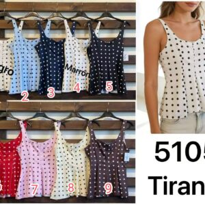 jersey de tiranta y lunares.