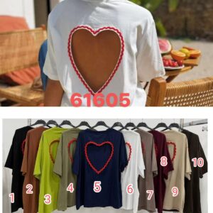 camiseta corazón en la espalda .