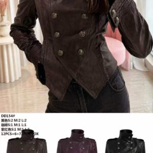 Chaqueta de polipiel cuello alto.