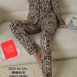 Pijama de animal print.