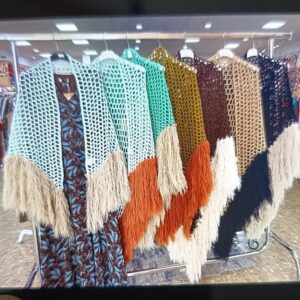 poncho con flecos
