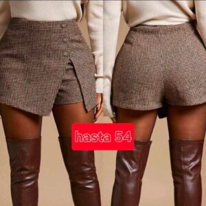 Falda pantalón de cuadritos.