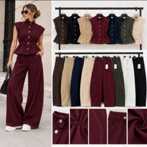 conjunto de pantalón y chaleco.