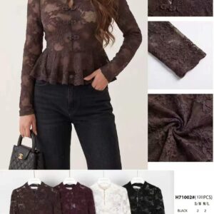 Blusa de encaje volante por debajo.
