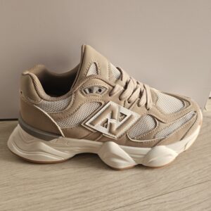 deportiva taupe