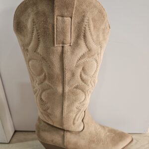 bota bei cowboy